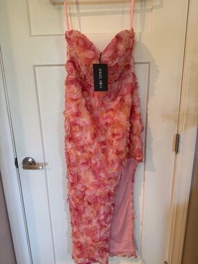 Selfie Leslie “In Paris” Embellished Strapless Midi Dress